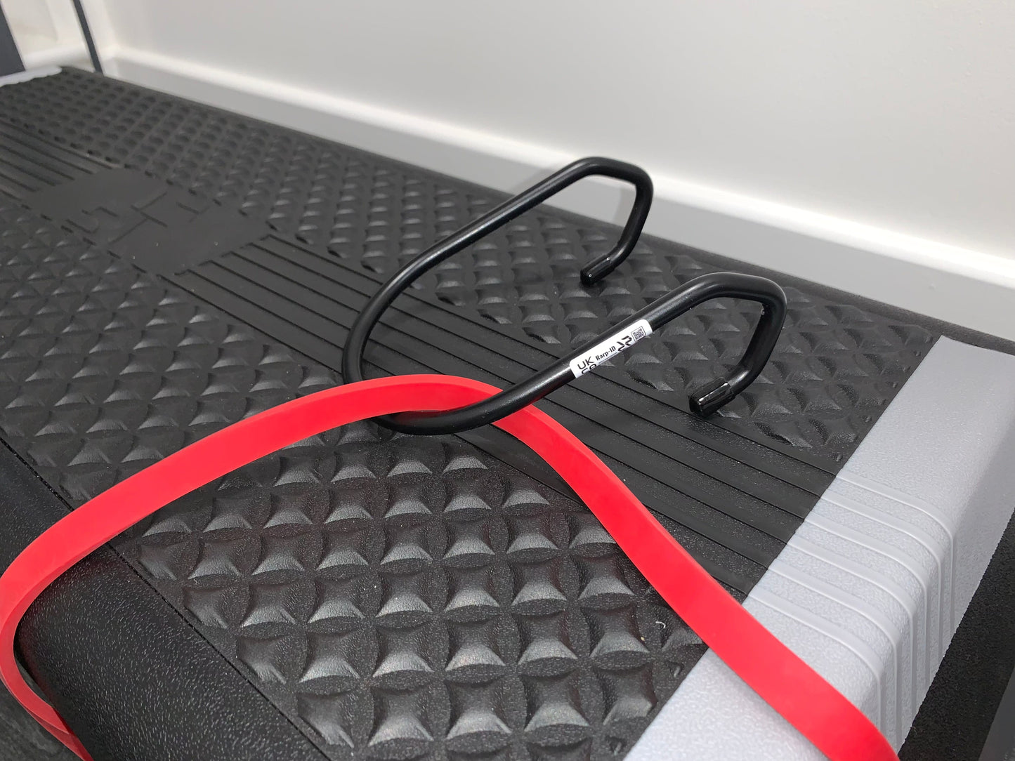 RARP-ID Fitness Resistance Band Clip for Dumbbells & Barbells – Add Adjustable Resistance to Any Lift
